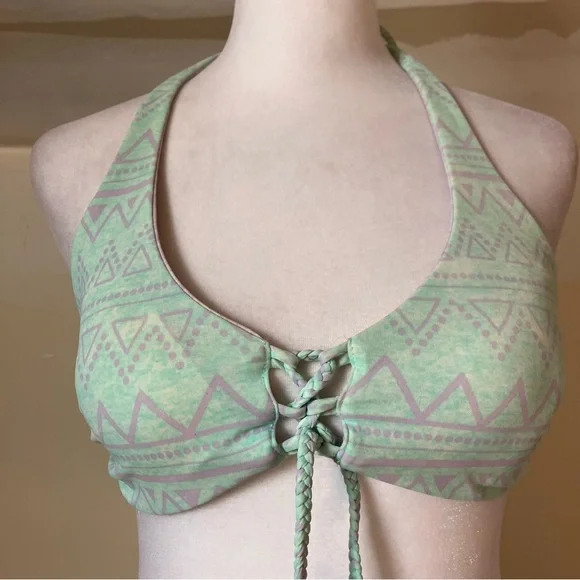 Victoria's Secret Reversible Boho Bikini Set in Aquamarine & Lavender size Small - Picture 9 of 12